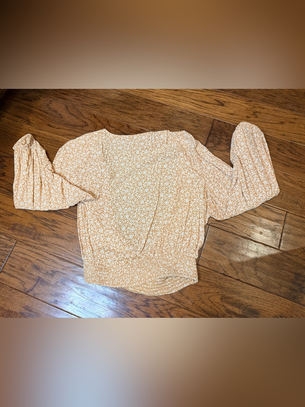 American Eagle Medium Boho Floral Crossover Wrap Blouse Smocked Waist Balloon - Picture 10 of 12
